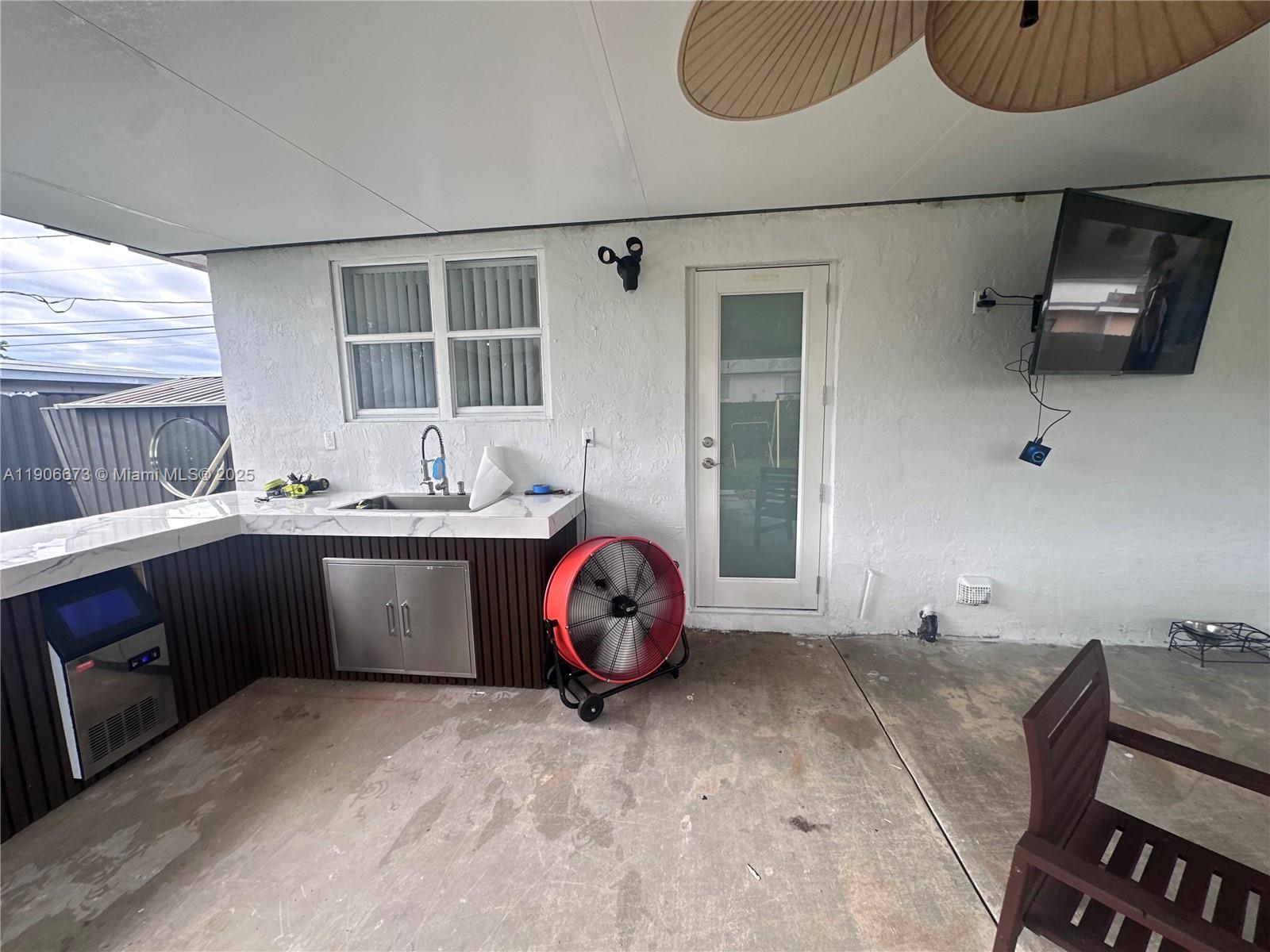 CUTLER ROAD SUB - Residential Lease