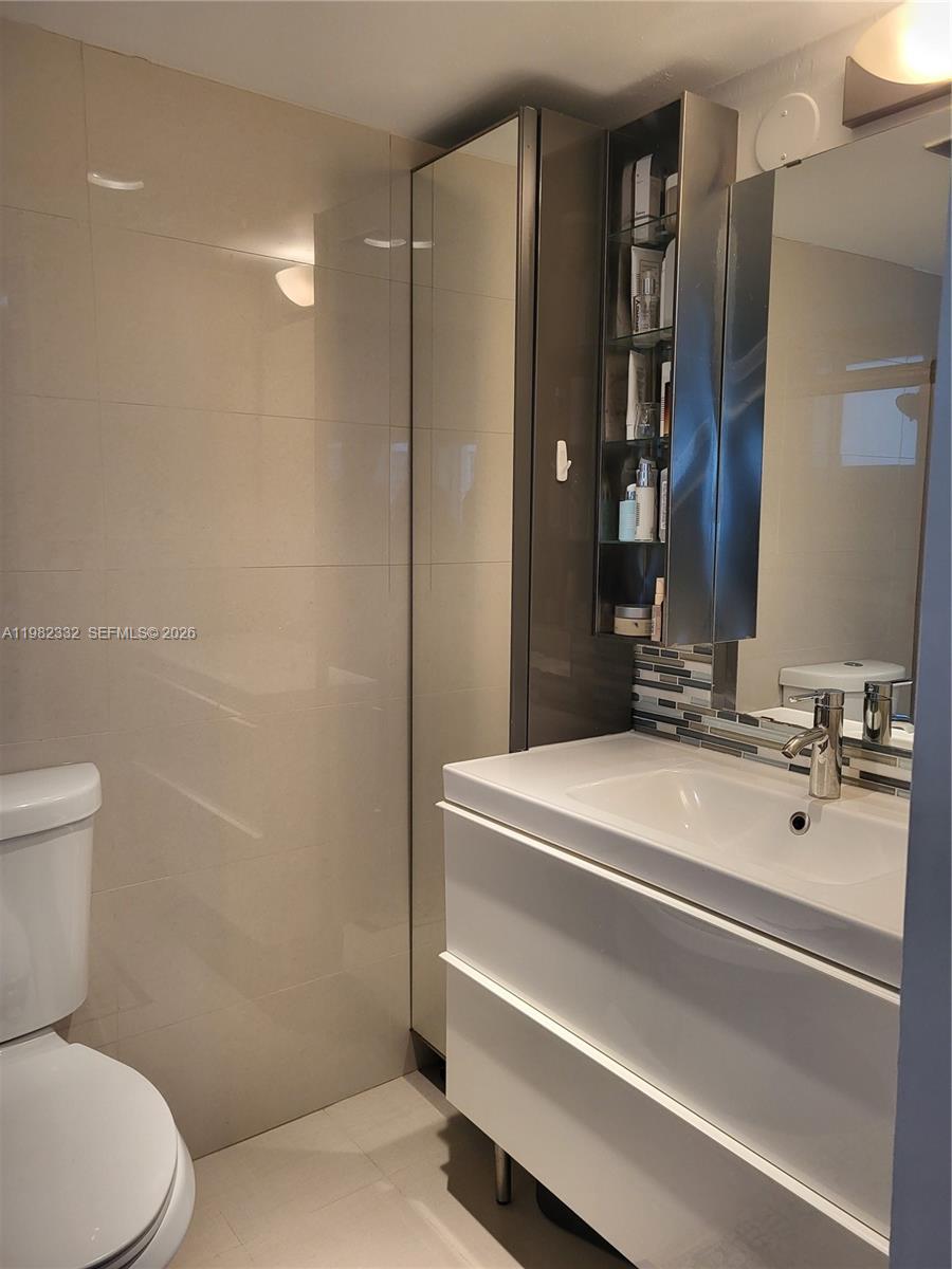 CHATILLON HALL CONDOMINIU - Residential