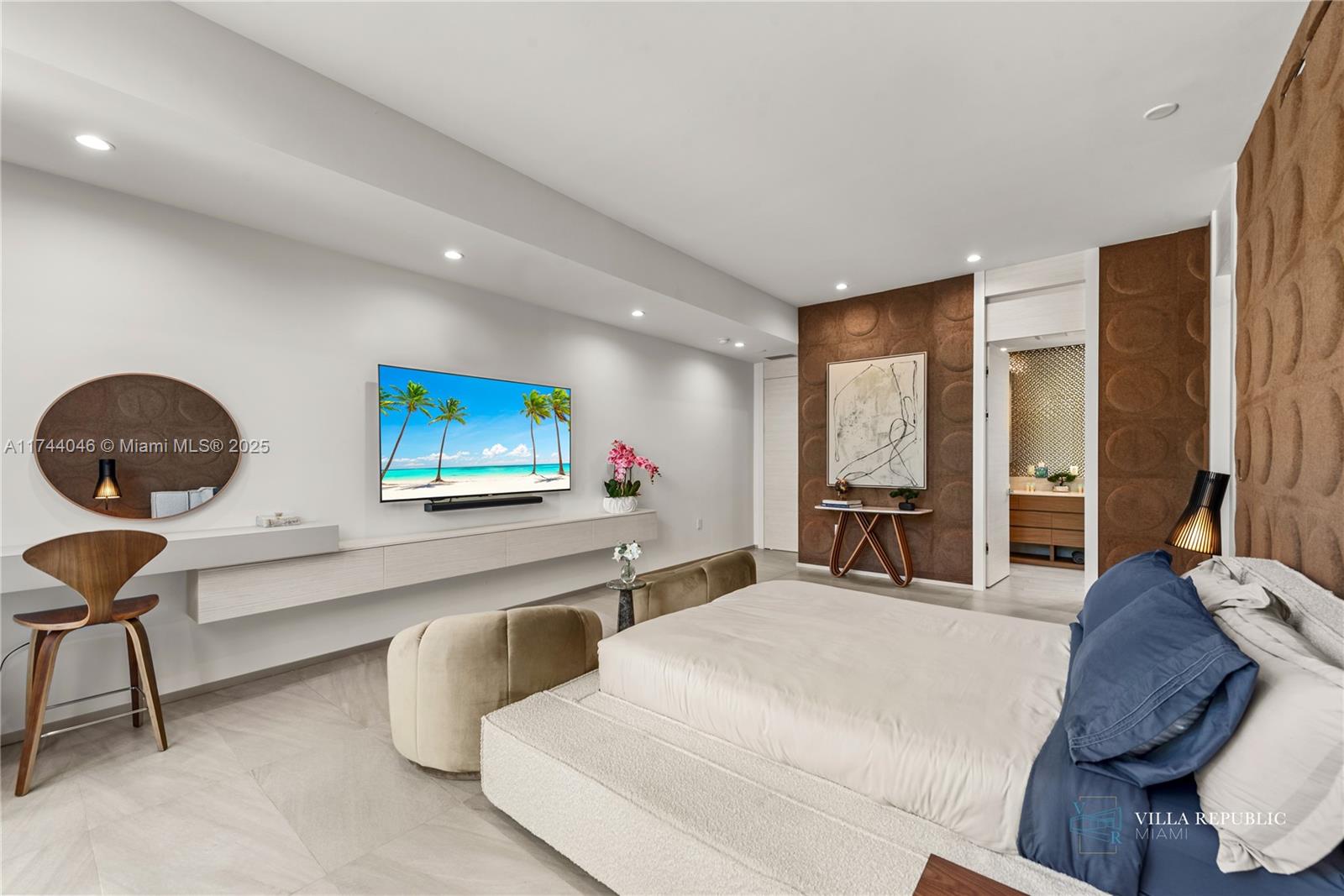 GREYKNOLL ESTATES - Residential Lease