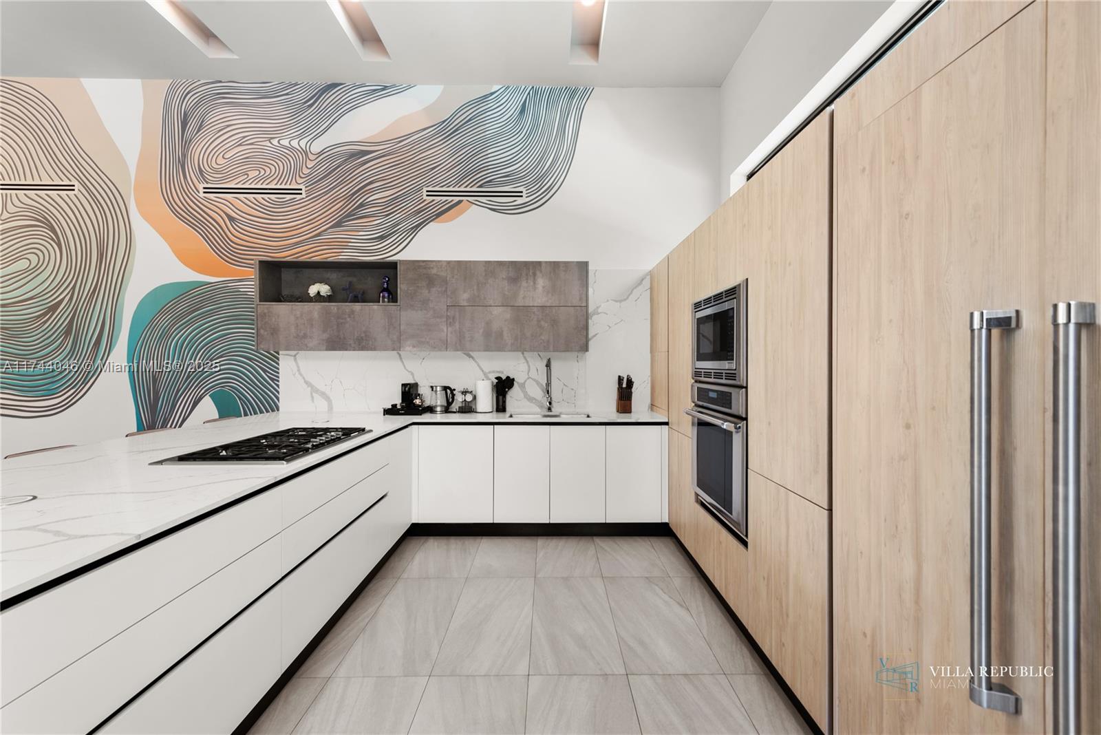 GREYKNOLL ESTATES - Residential Lease