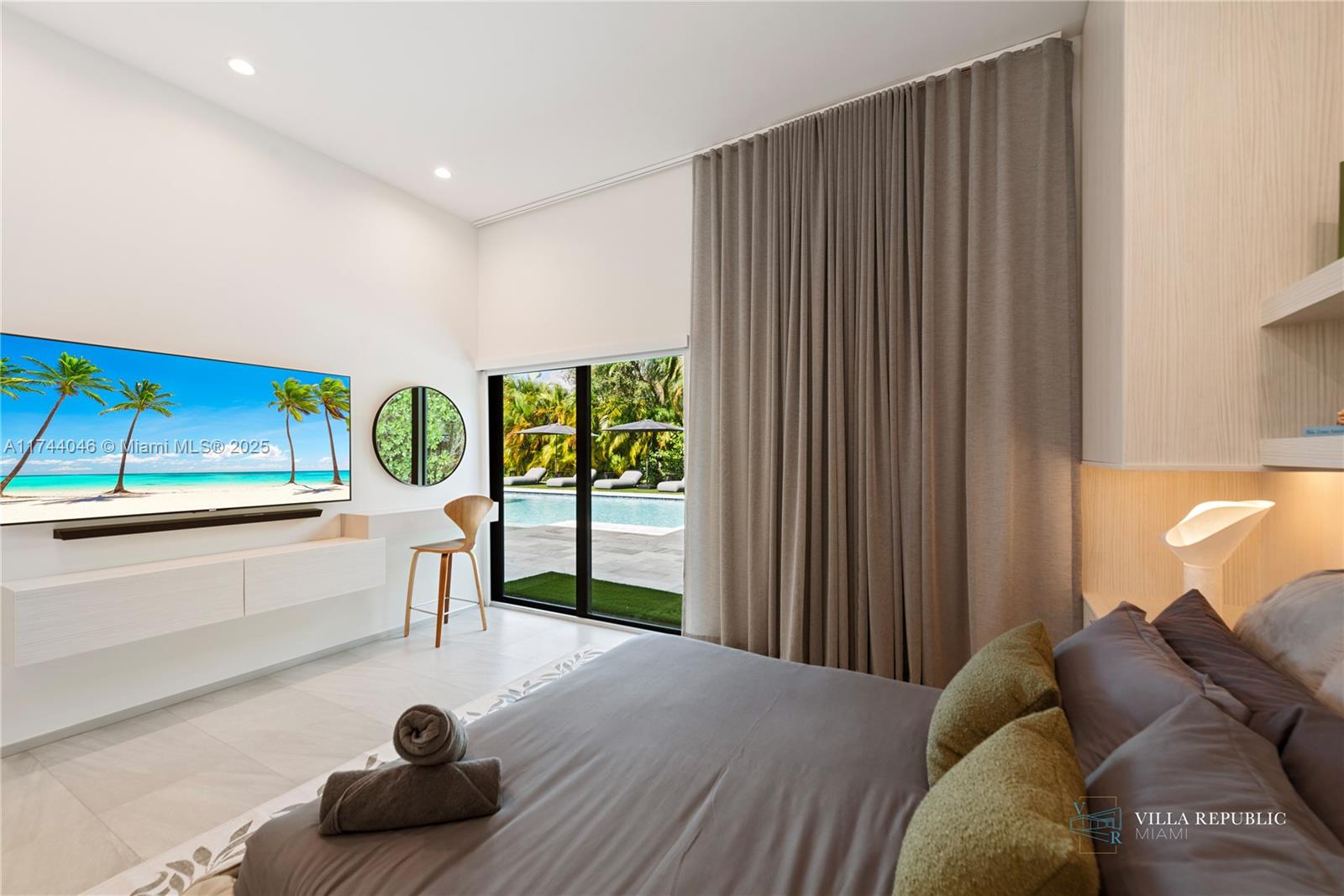 GREYKNOLL ESTATES - Residential Lease