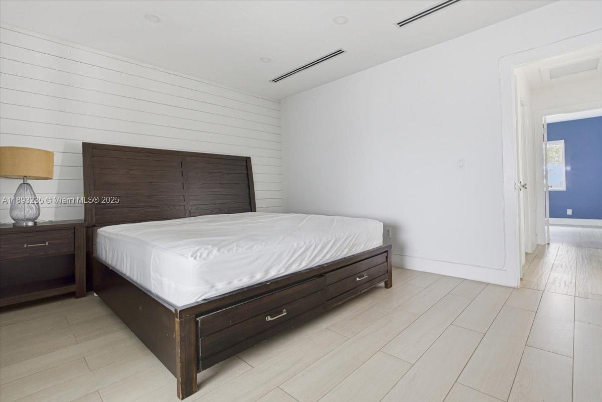 771900 - MARCO BEACH UNIT - Residential