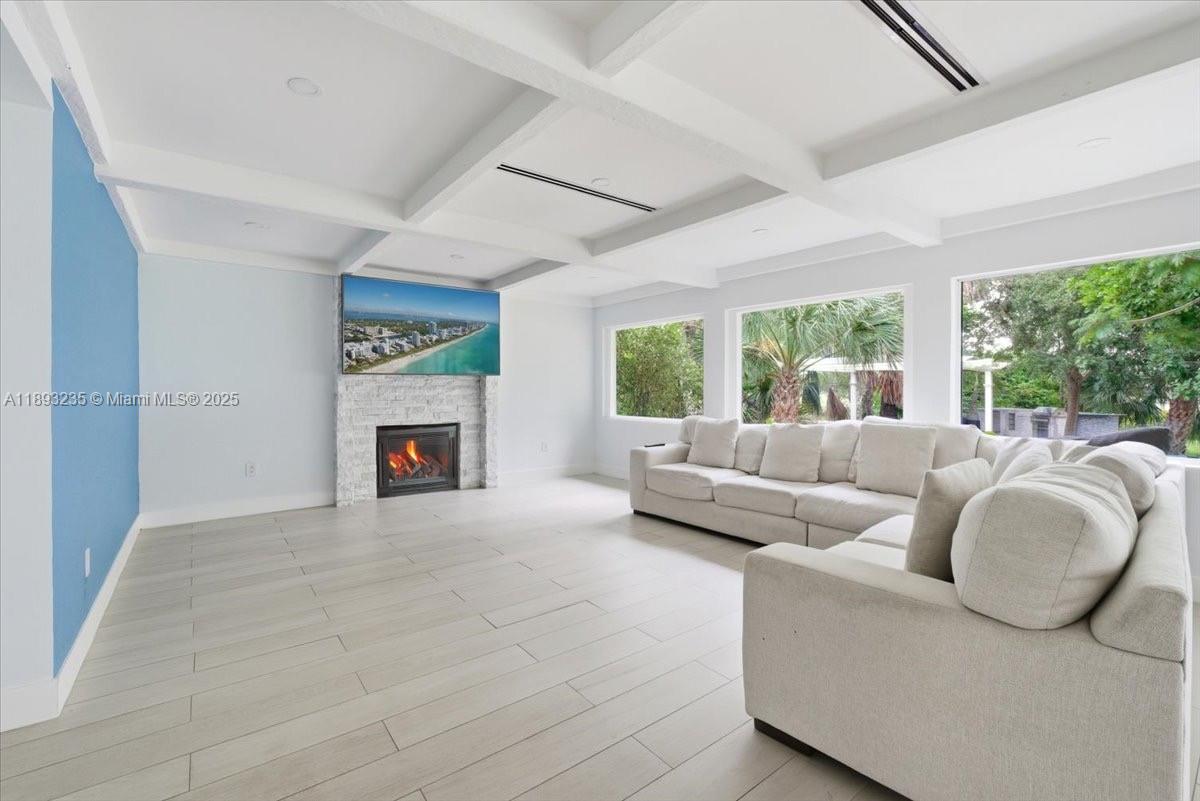 771900 - MARCO BEACH UNIT - Residential