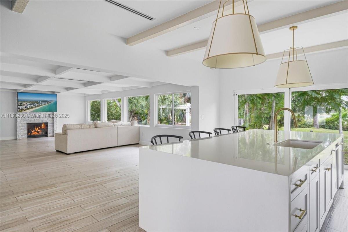 771900 - MARCO BEACH UNIT - Residential