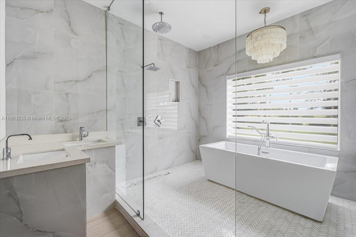 771900 - MARCO BEACH UNIT - Residential