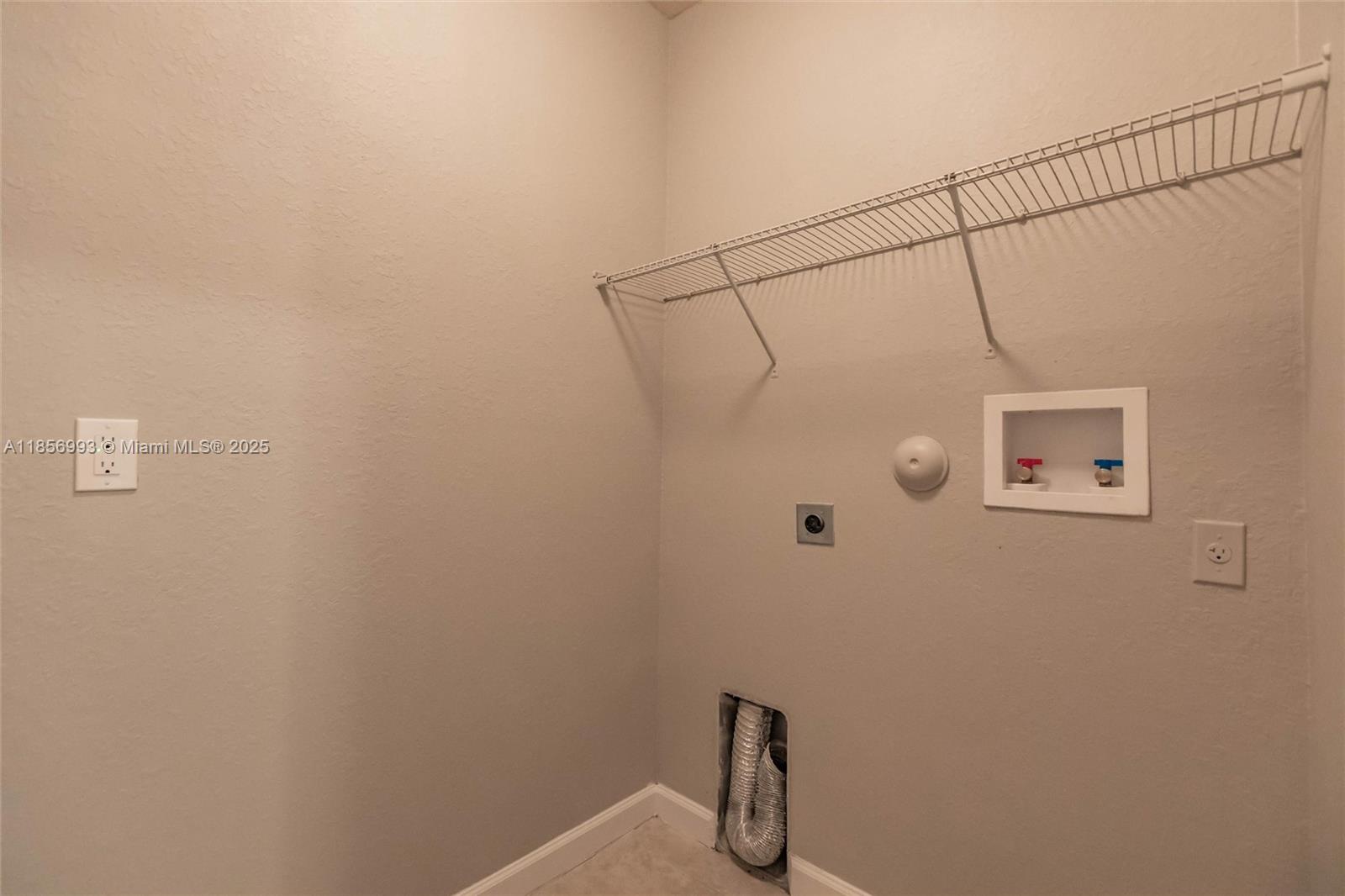 LAKES BY THE BAY FAYE REP - Residential