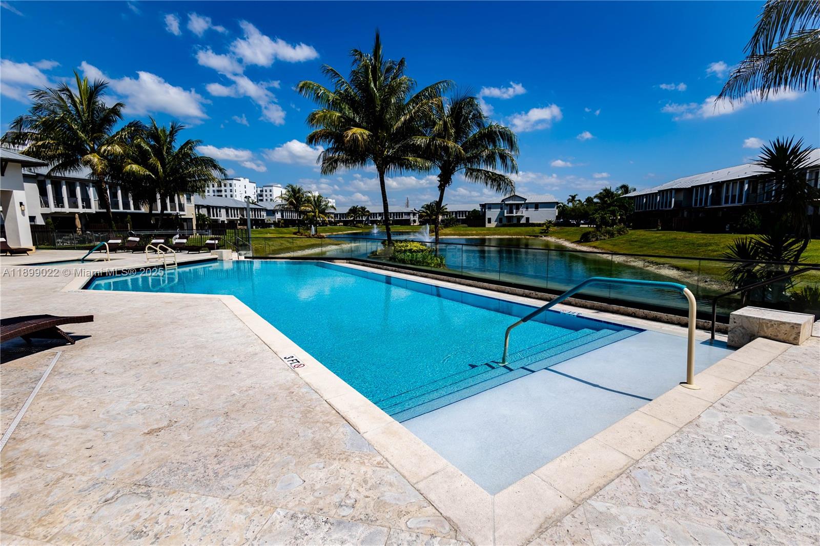 DORAL CAY - Residential Lease