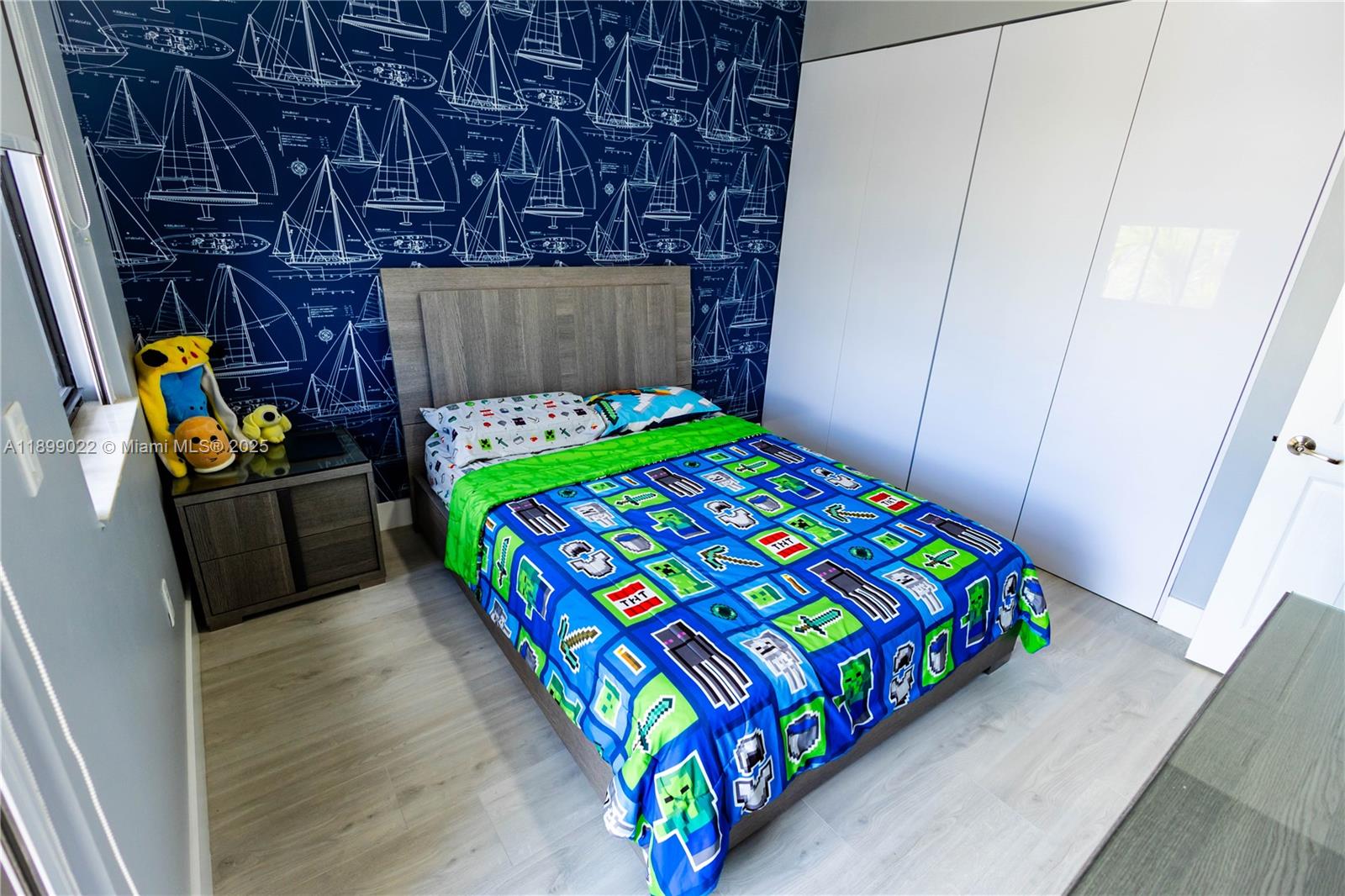 DORAL CAY - Residential Lease