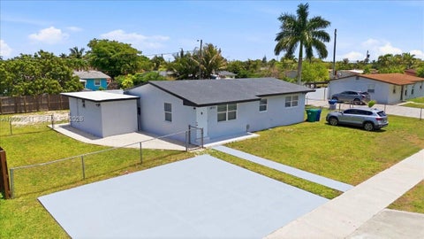Photo of 18711 SW 308th St, Homestead, FL 33030 (MLS # A12009641)