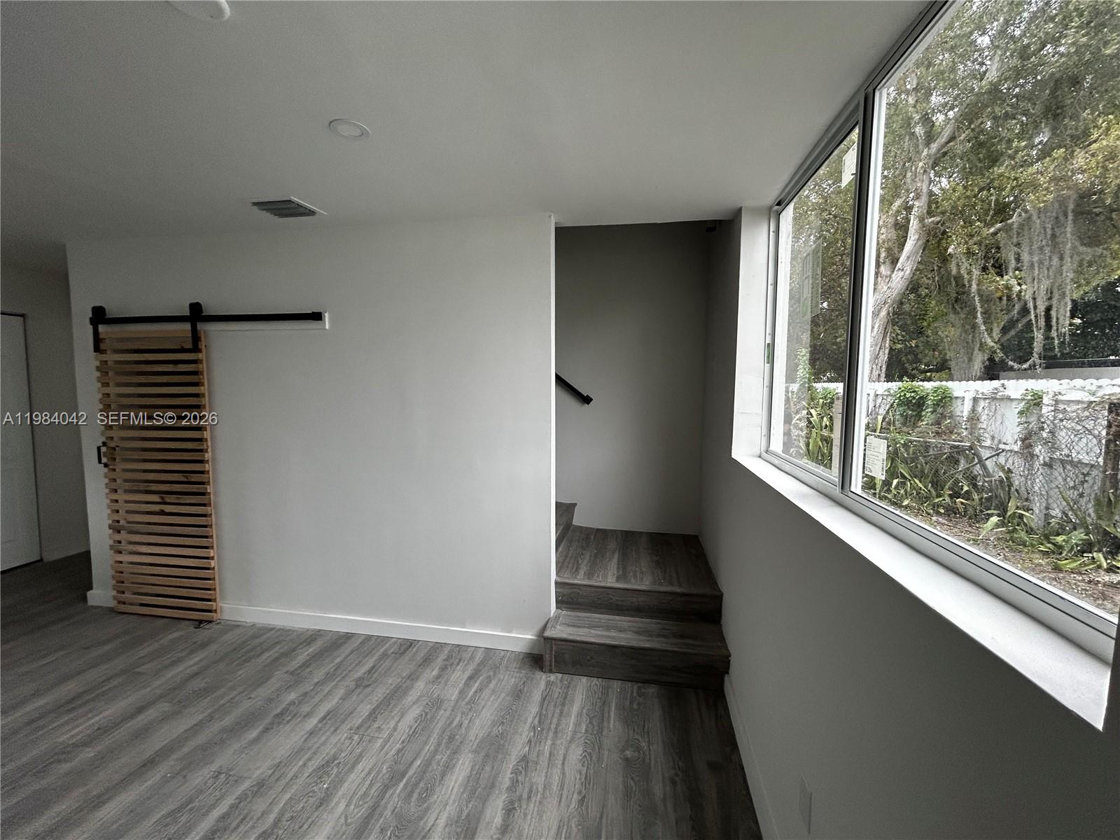 CARVER RANCHES - Residential Lease