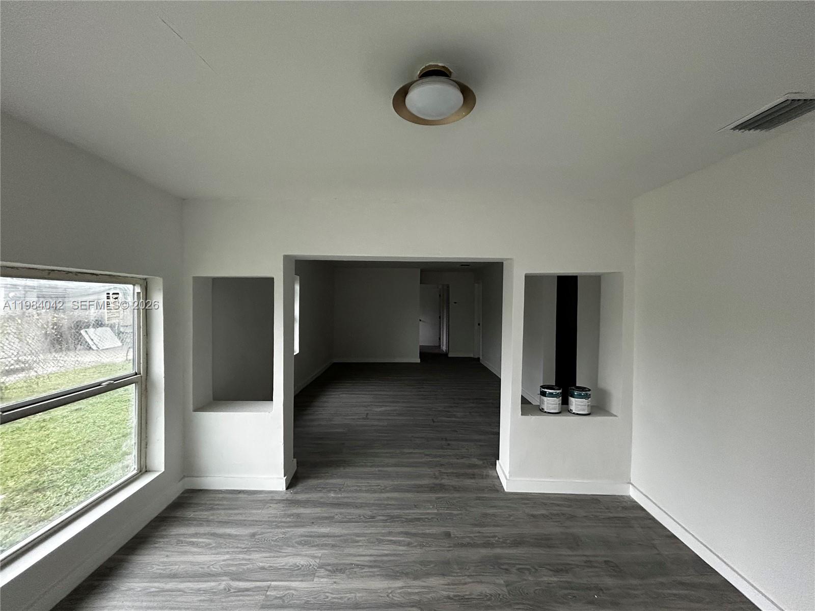 CARVER RANCHES - Residential Lease