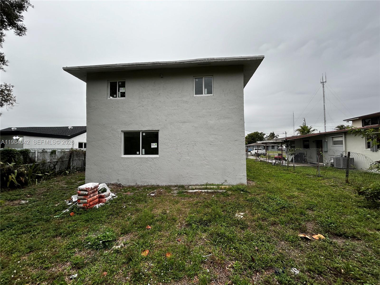 CARVER RANCHES - Residential Lease