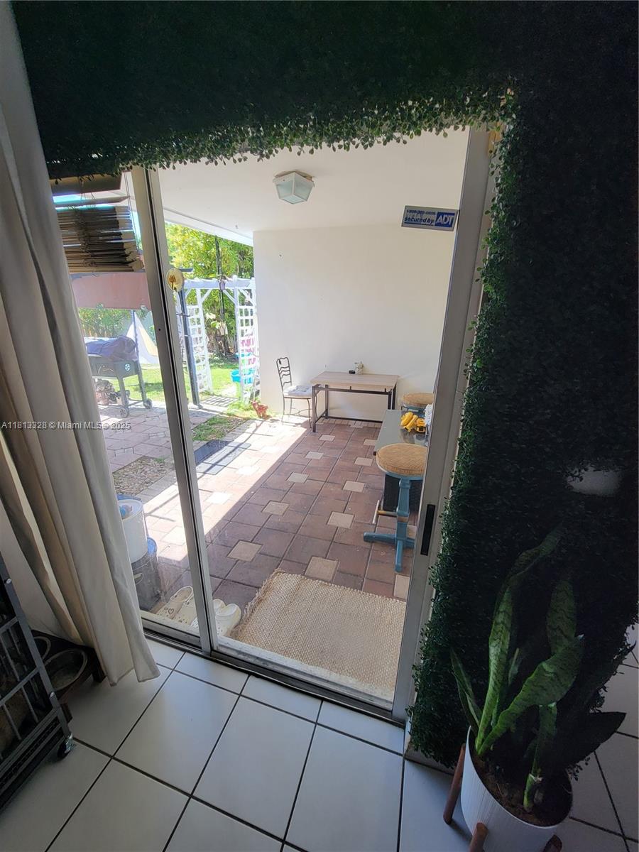 ADVENTURE HOMES - Residential
