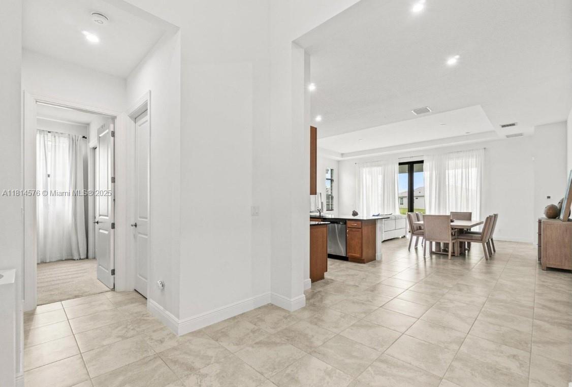 VERANO SOUTH PUD 1 - POD - Residential Lease