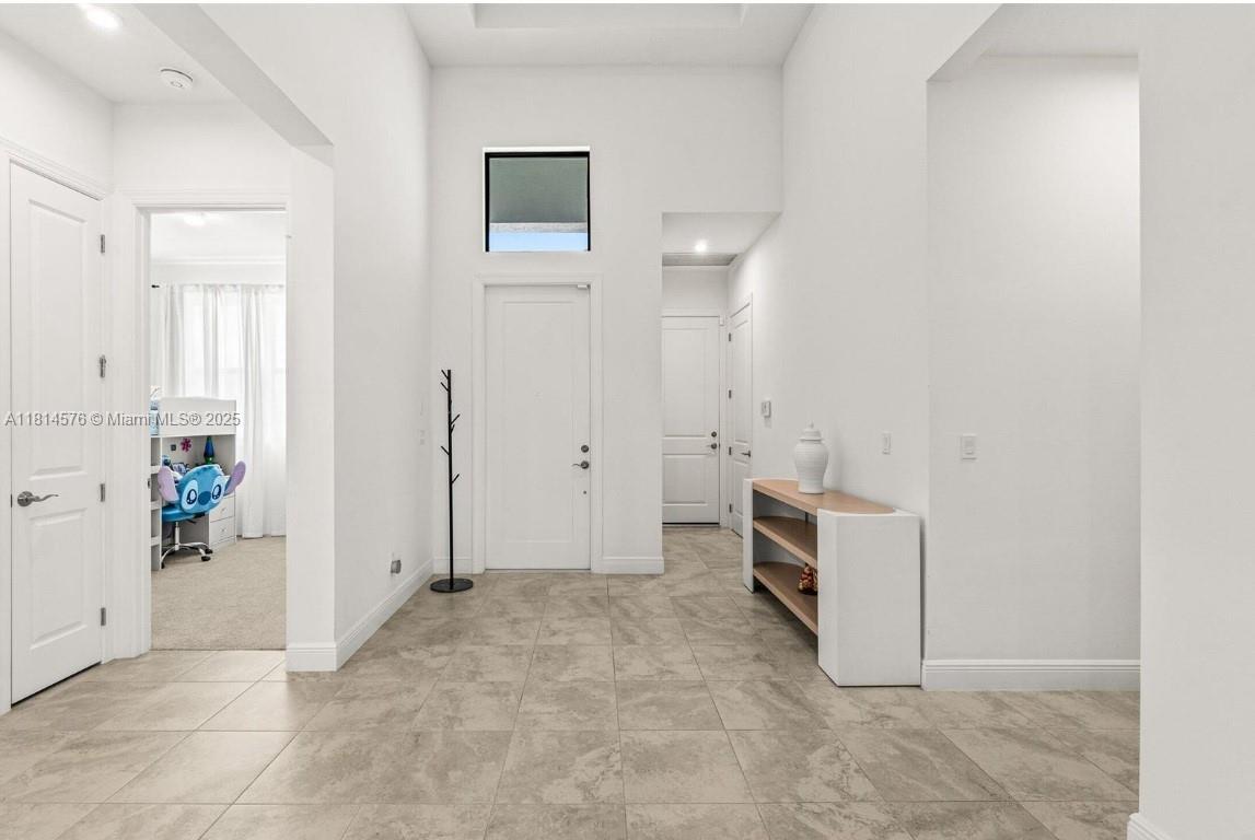 VERANO SOUTH PUD 1 - POD - Residential Lease