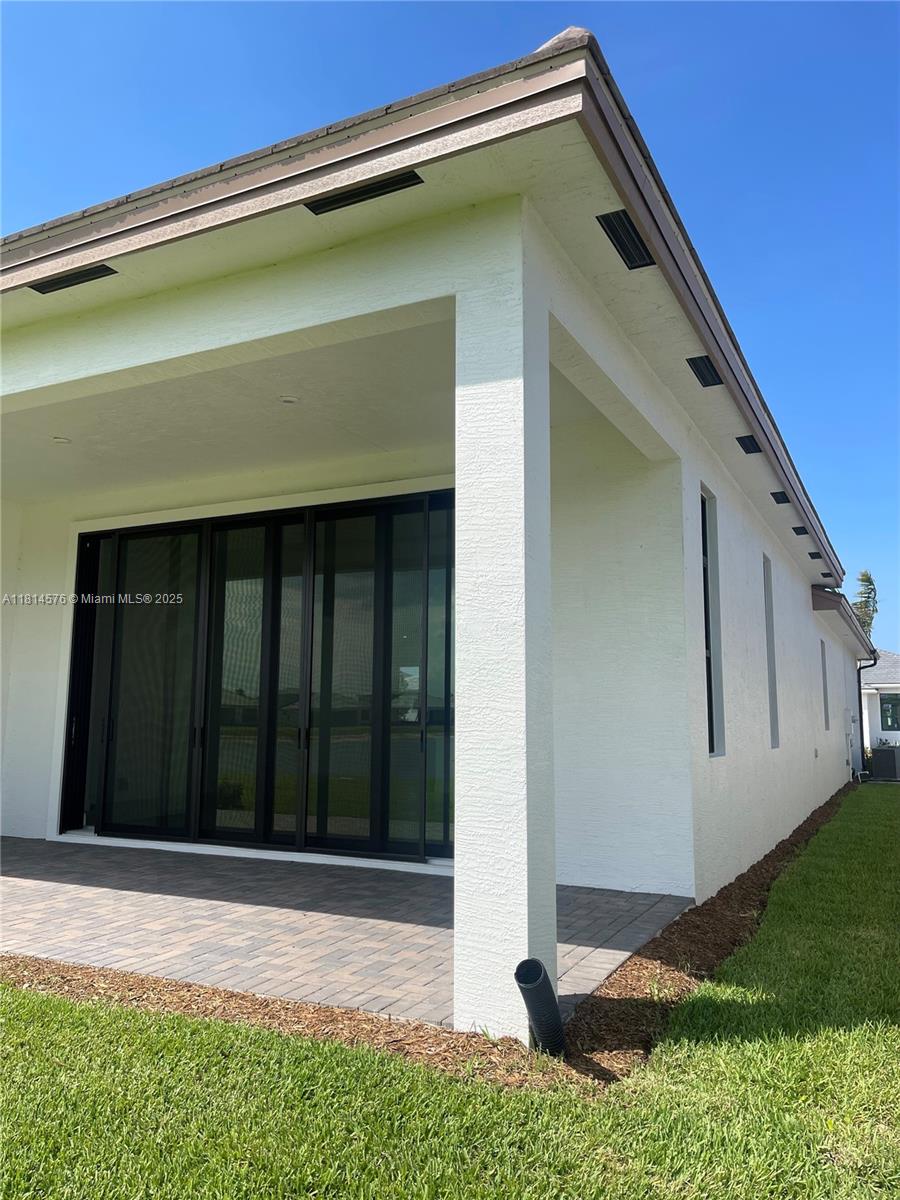 VERANO SOUTH PUD 1 - POD - Residential Lease