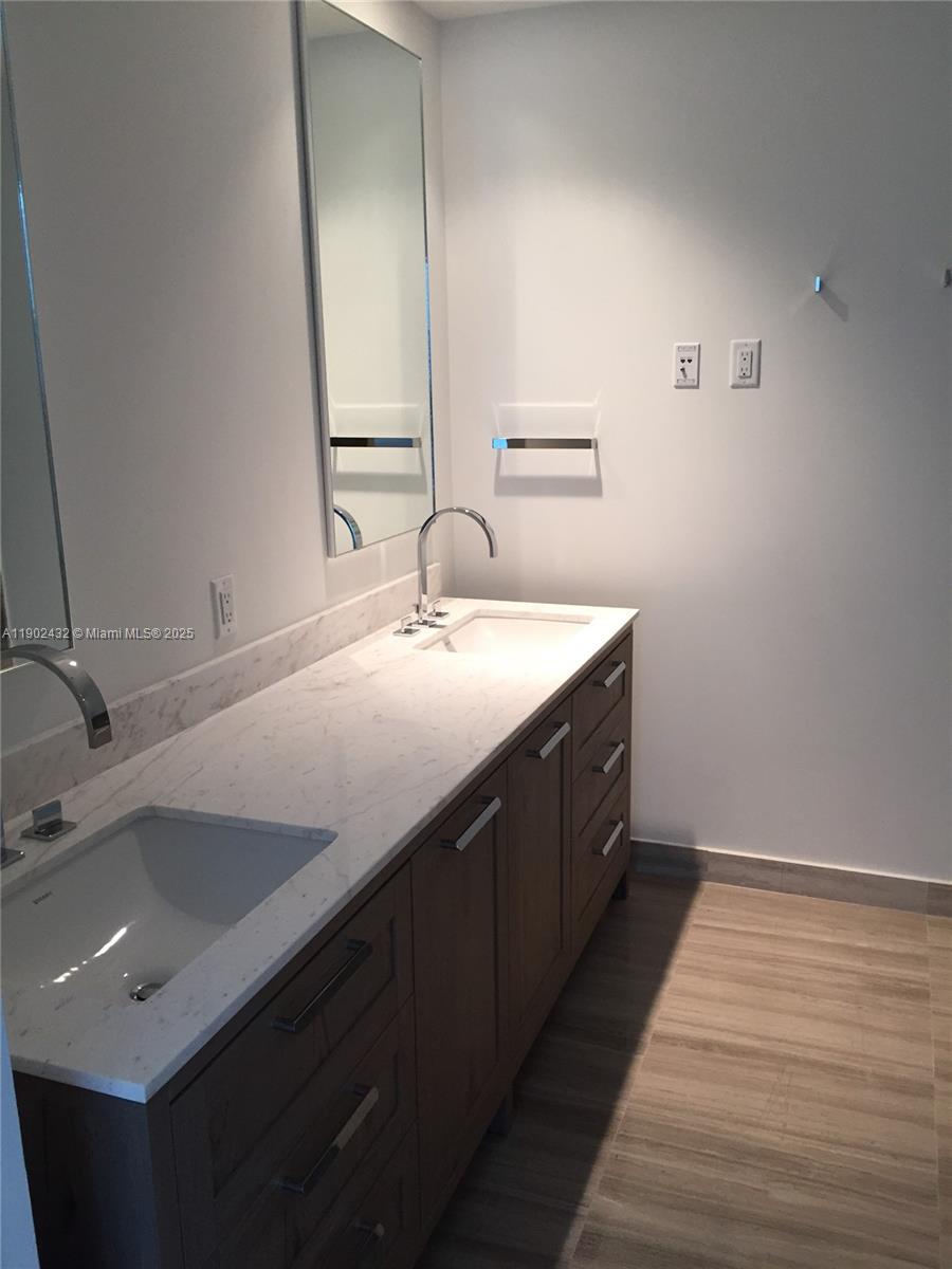 OCEANA KEY BISCAYNE CONDO - Residential Lease