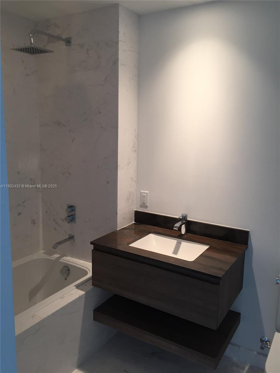 OCEANA KEY BISCAYNE CONDO - Residential Lease