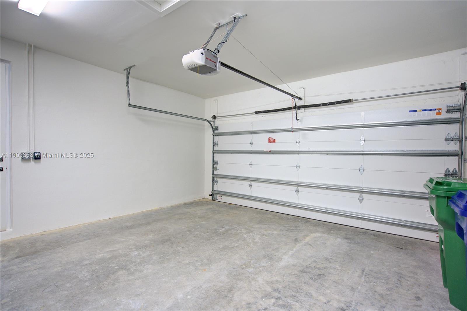 TUSCAN ISLES - Residential Lease