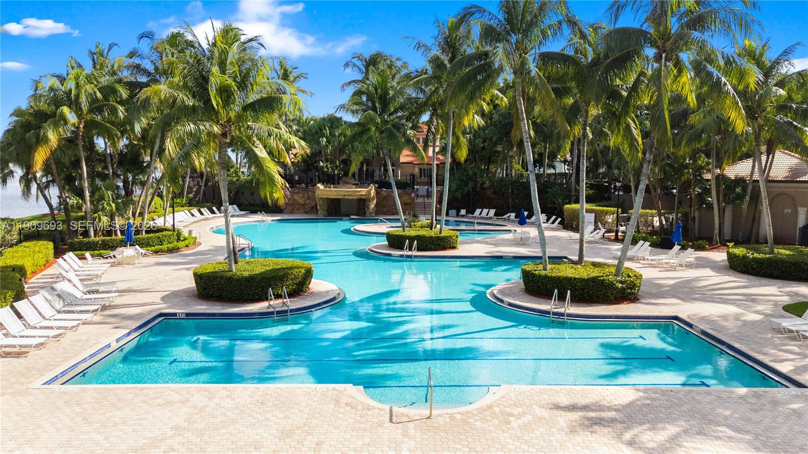 RIVIERA ISLES II - Residential