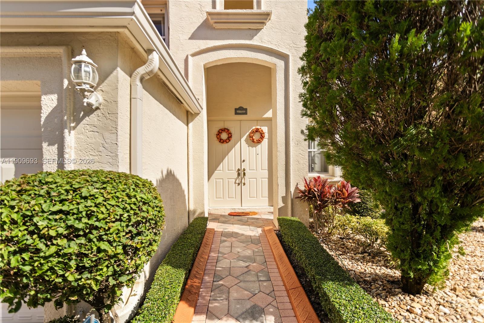 RIVIERA ISLES II - Residential