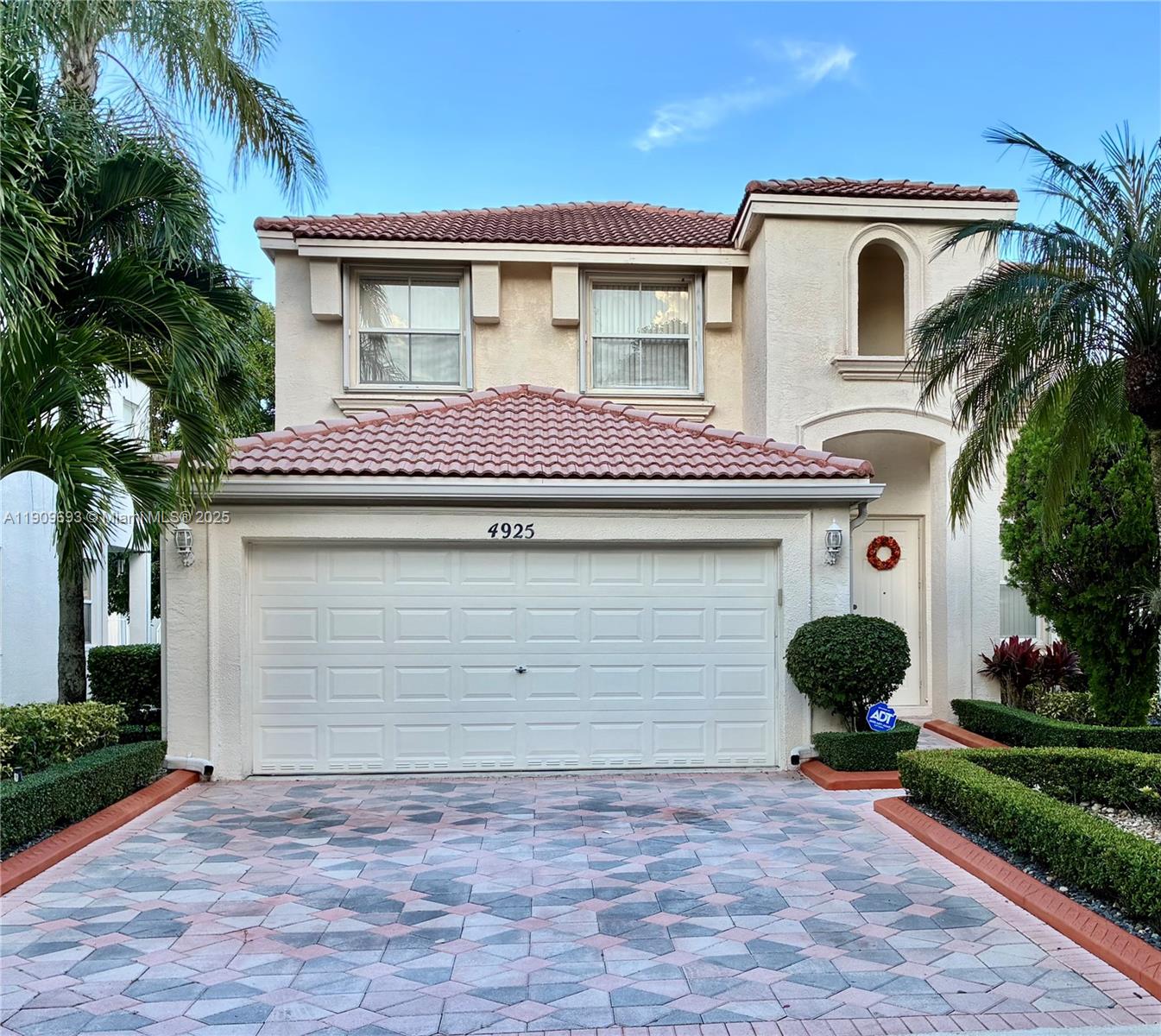 RIVIERA ISLES II - Residential