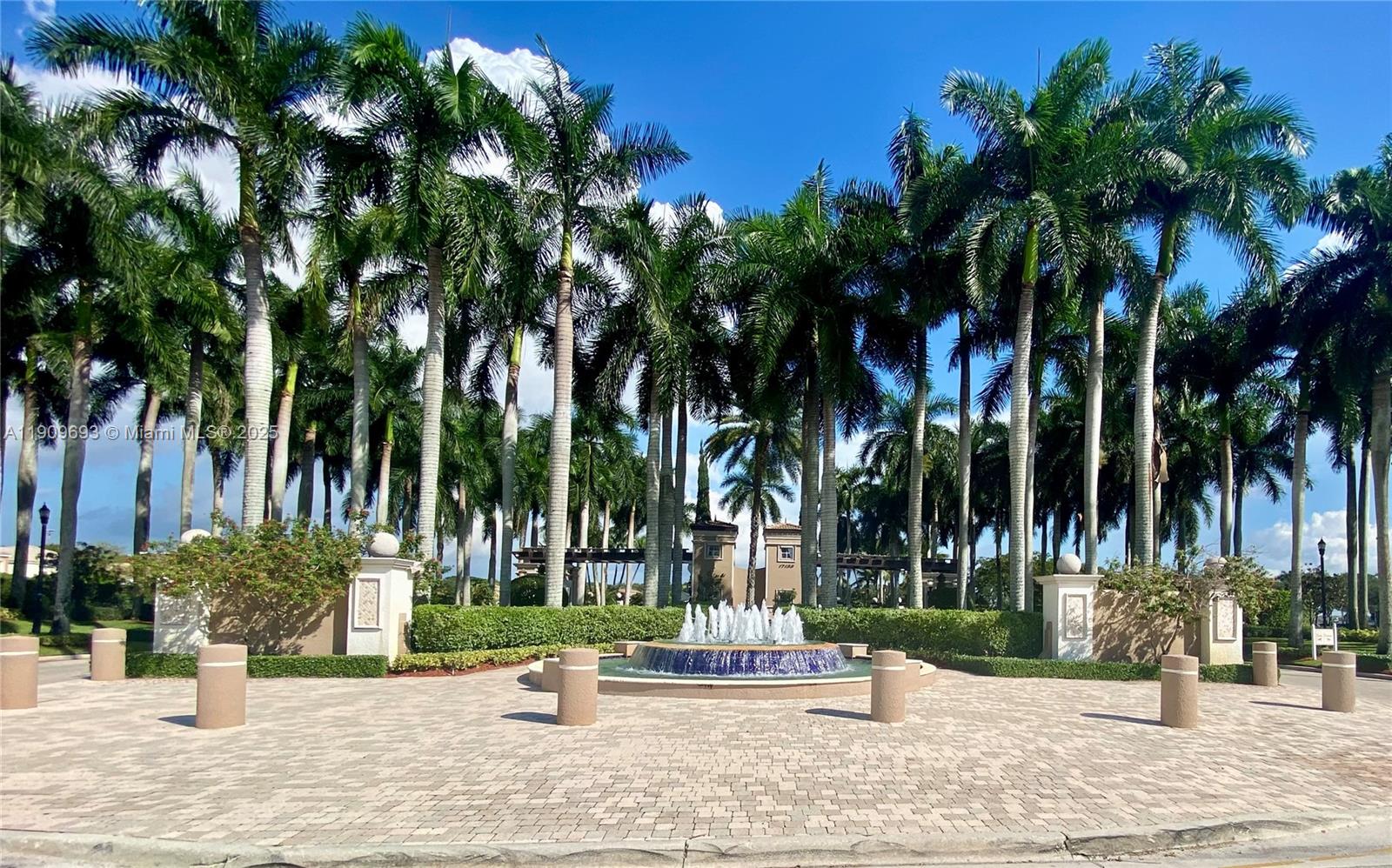 RIVIERA ISLES II - Residential