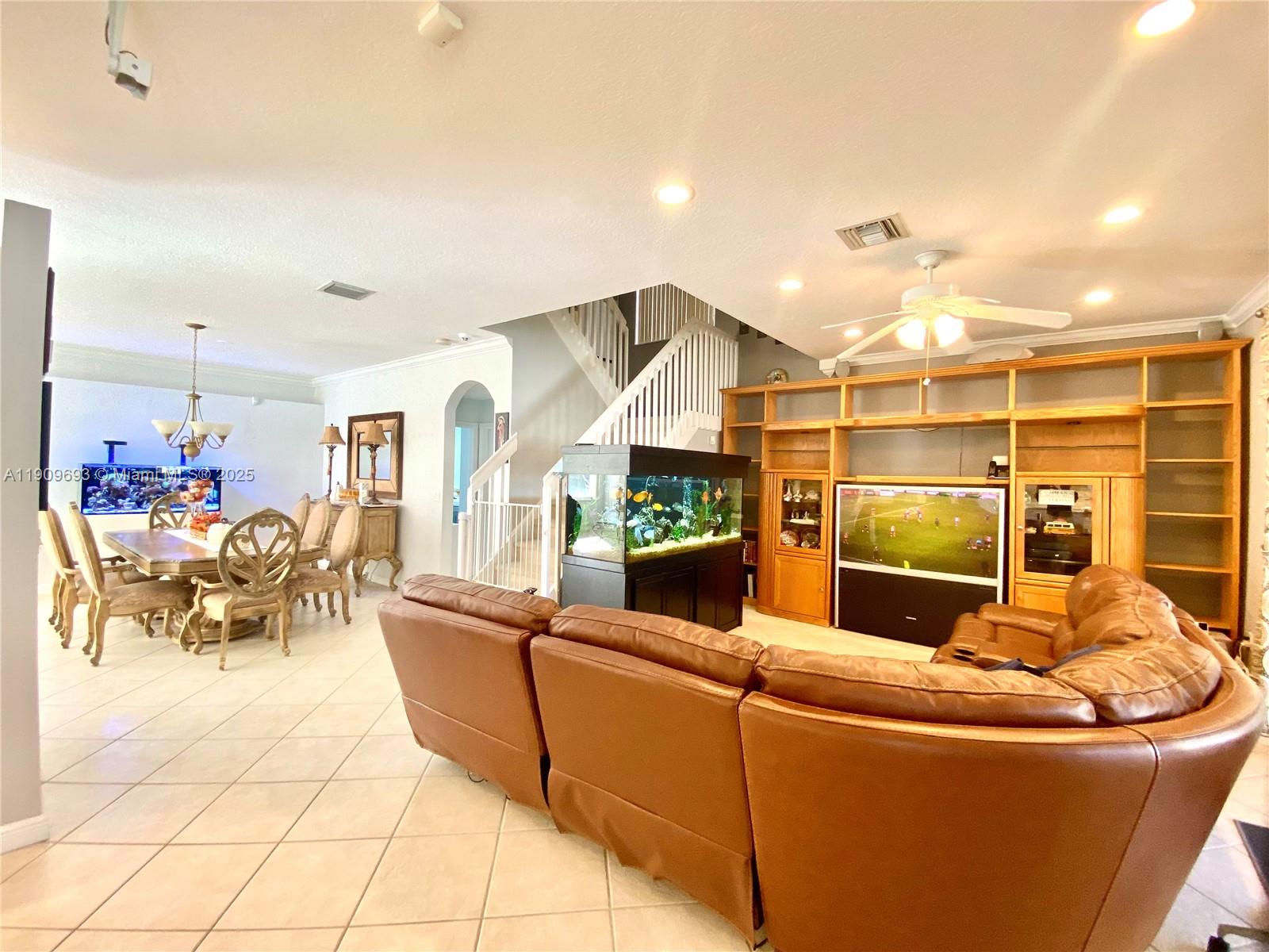 RIVIERA ISLES II - Residential