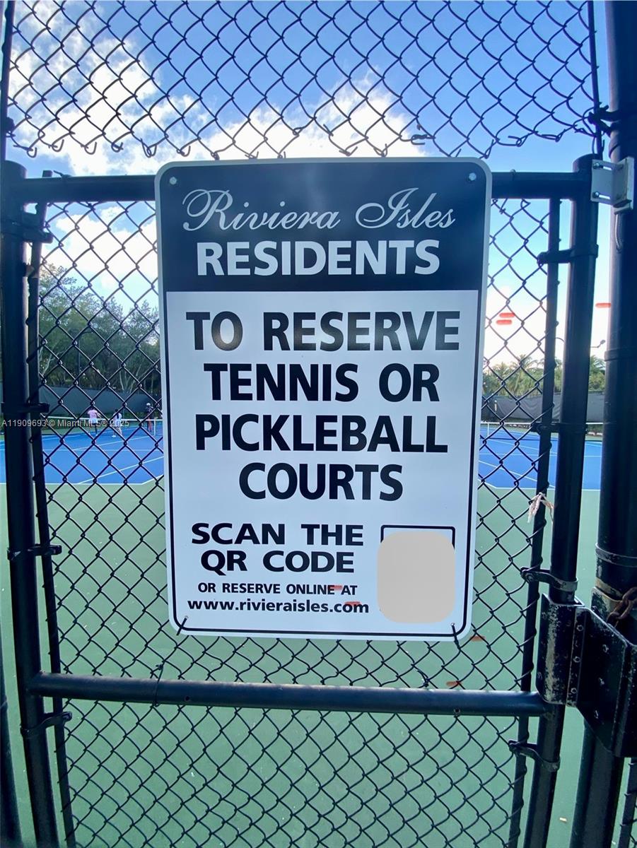 RIVIERA ISLES II - Residential