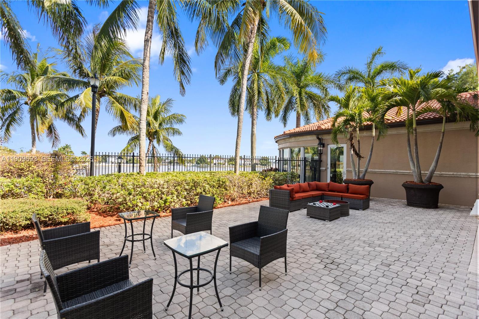 RIVIERA ISLES II - Residential