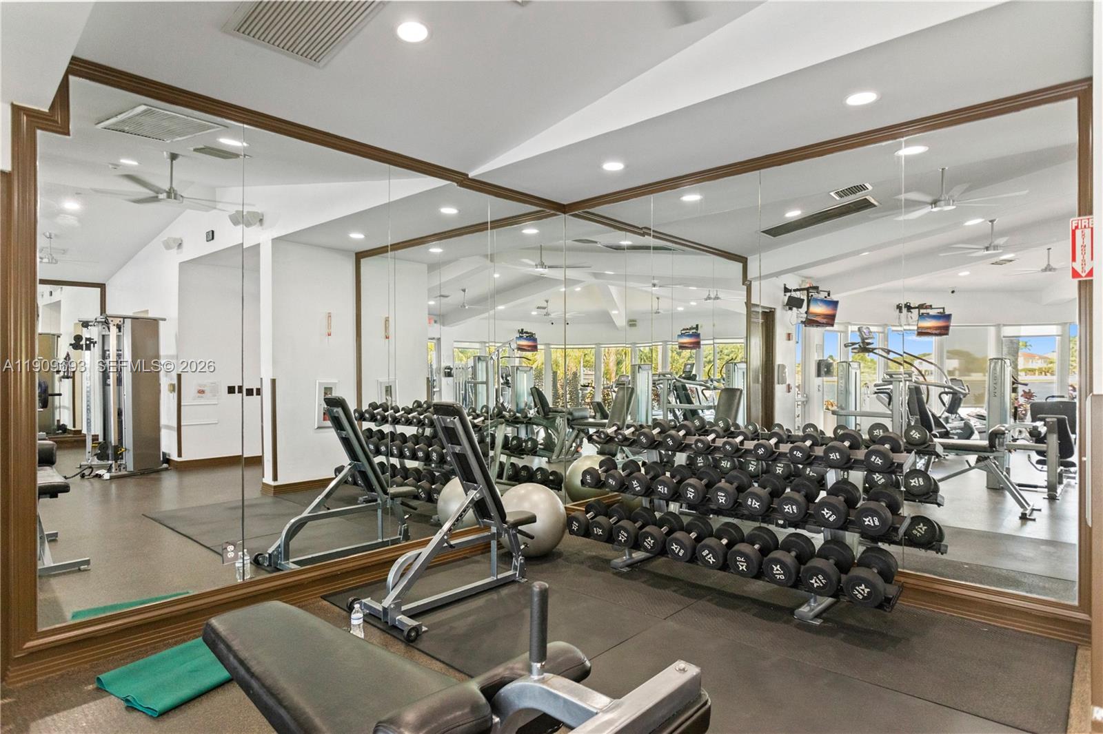 RIVIERA ISLES II - Residential