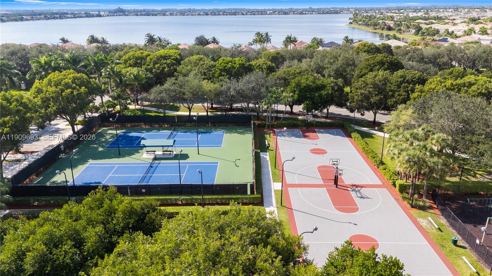 RIVIERA ISLES II - Residential