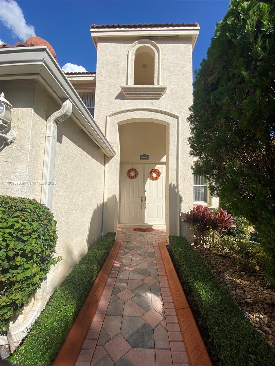 RIVIERA ISLES II - Residential