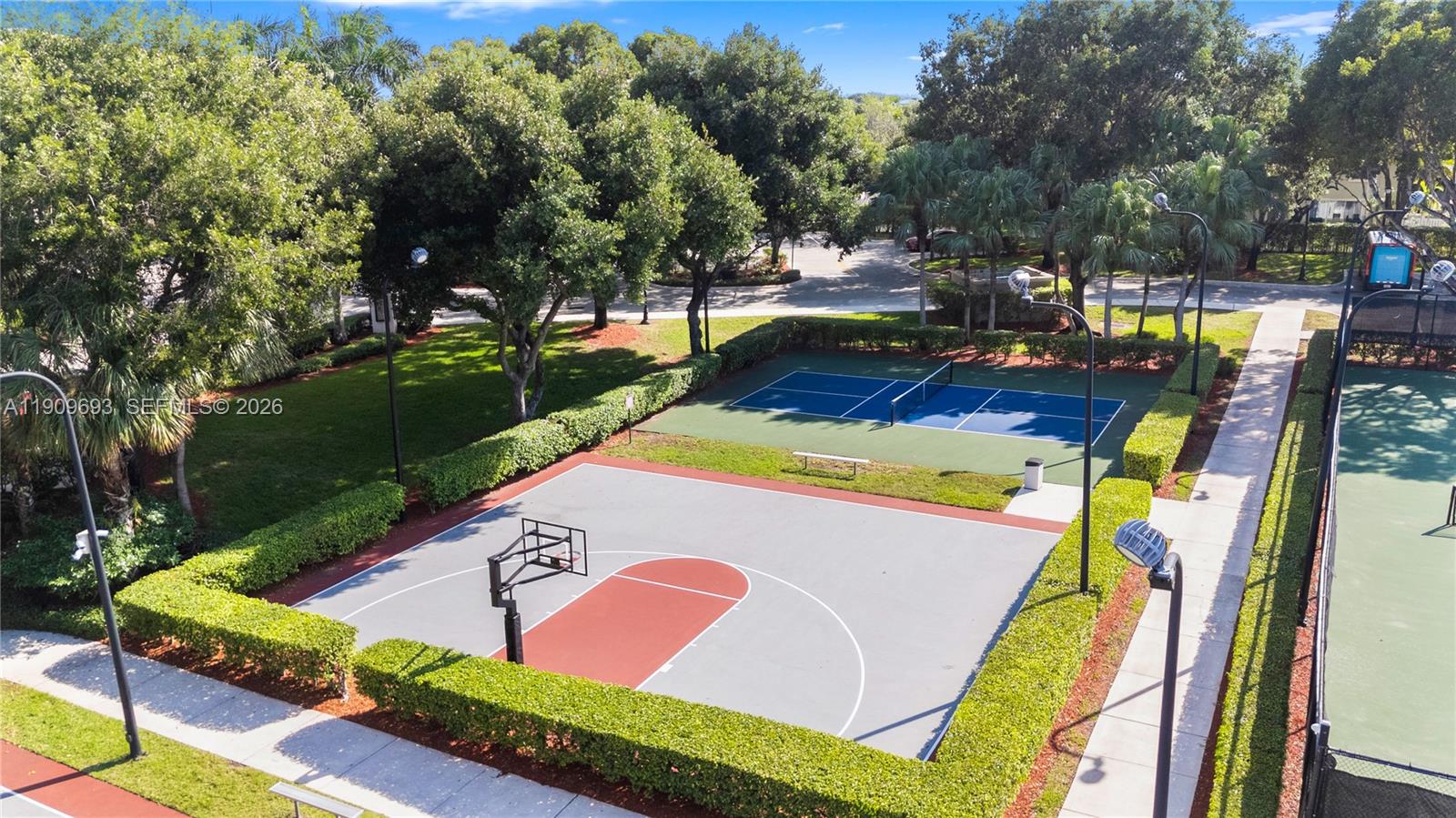 RIVIERA ISLES II - Residential