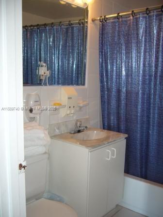 THE CASABLANCA CONDO - Residential
