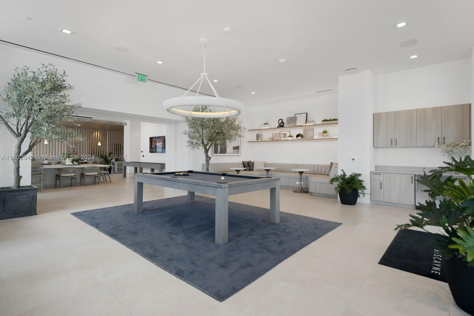 CORAL PARK - Residential Lease