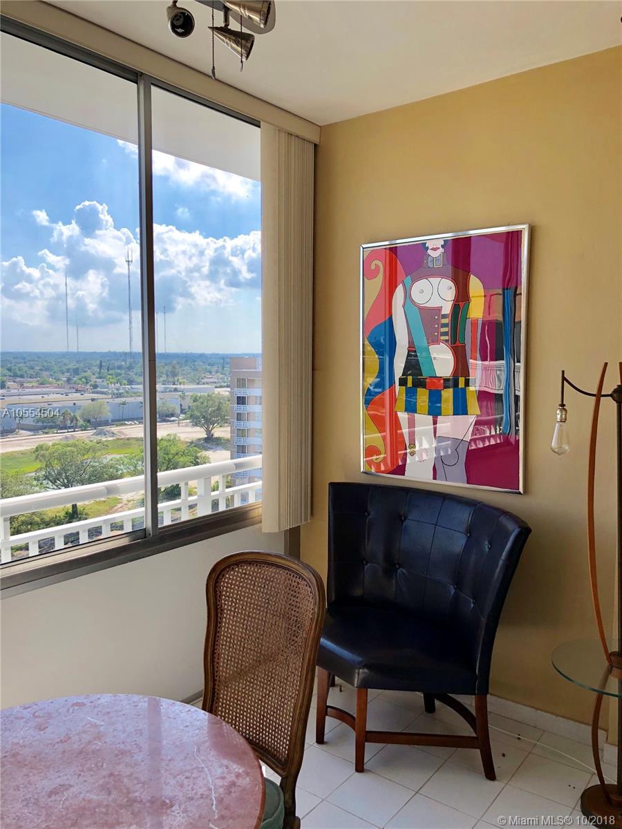 HILLCREST EAST 25 CONDO - Residential