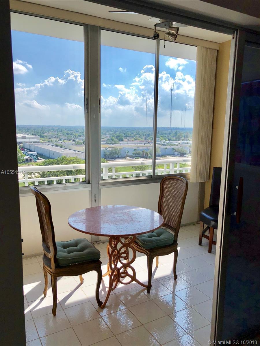 HILLCREST EAST 25 CONDO - Residential