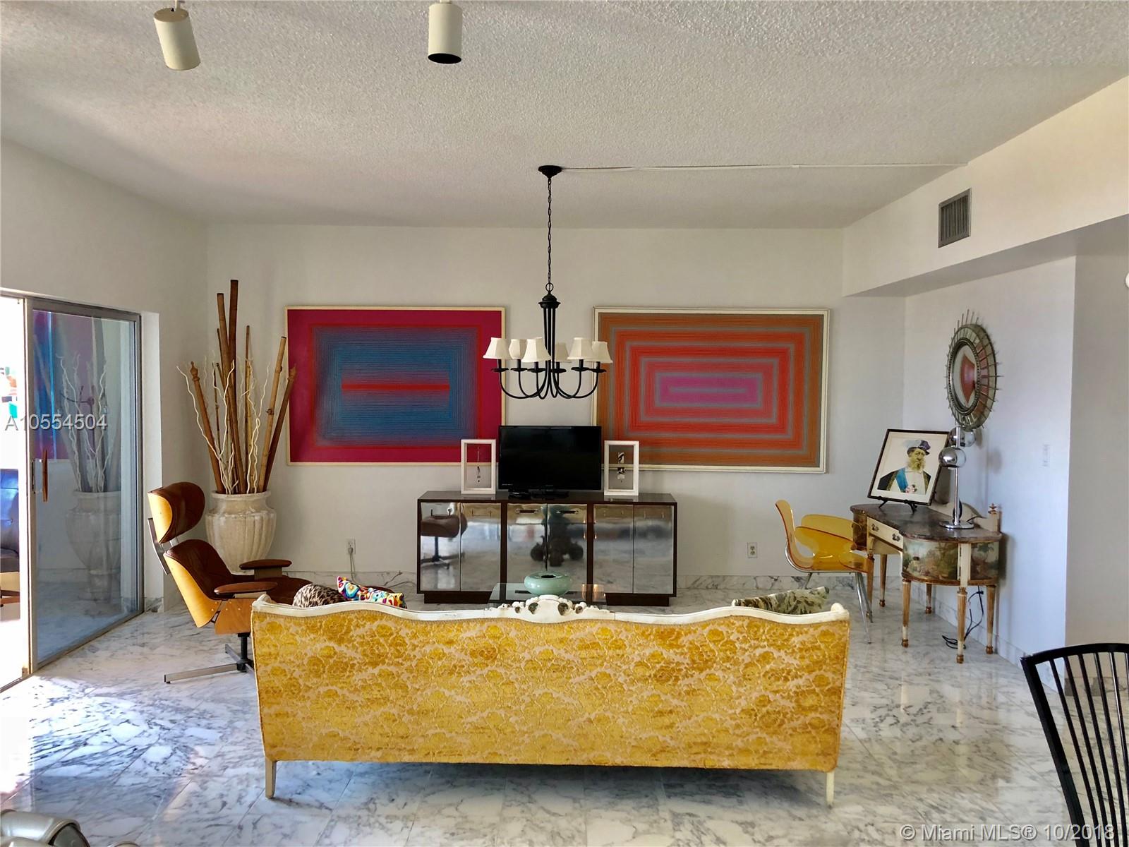 HILLCREST EAST 25 CONDO - Residential