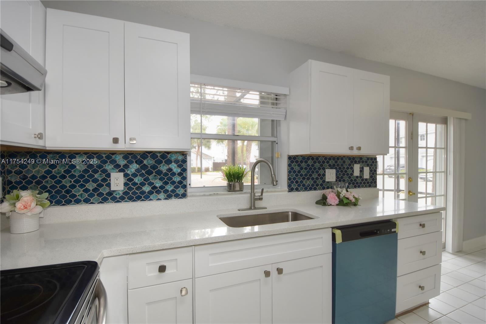 HAWKES BLUFF - Residential