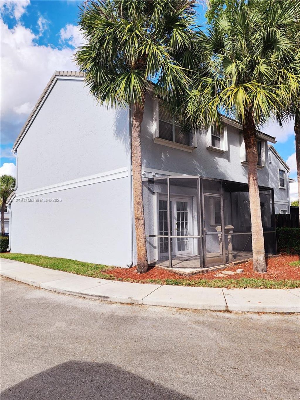 listing image 42