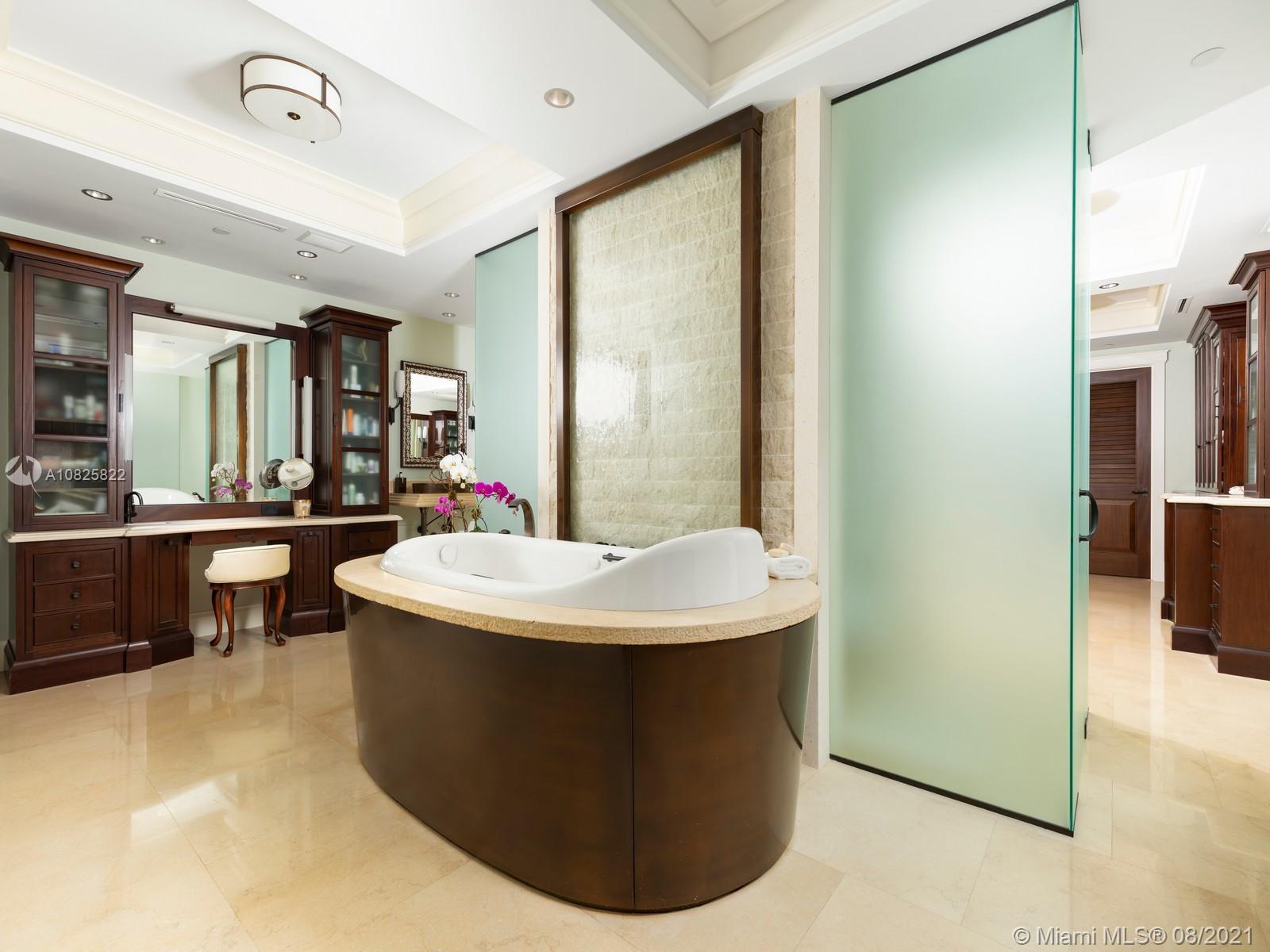 BAYVIEW FISHER ISL CONDO - Residential