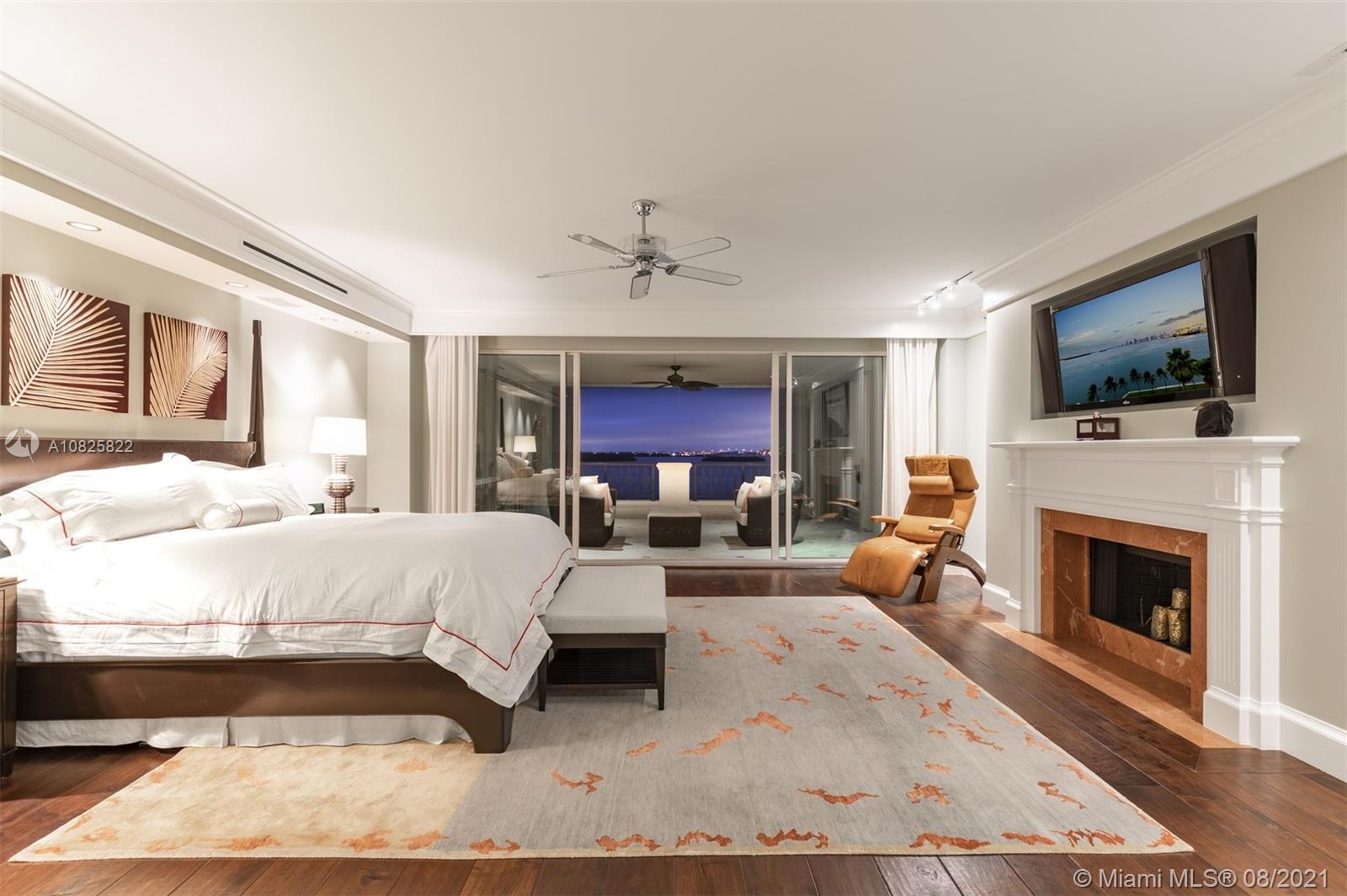 BAYVIEW FISHER ISL CONDO - Residential