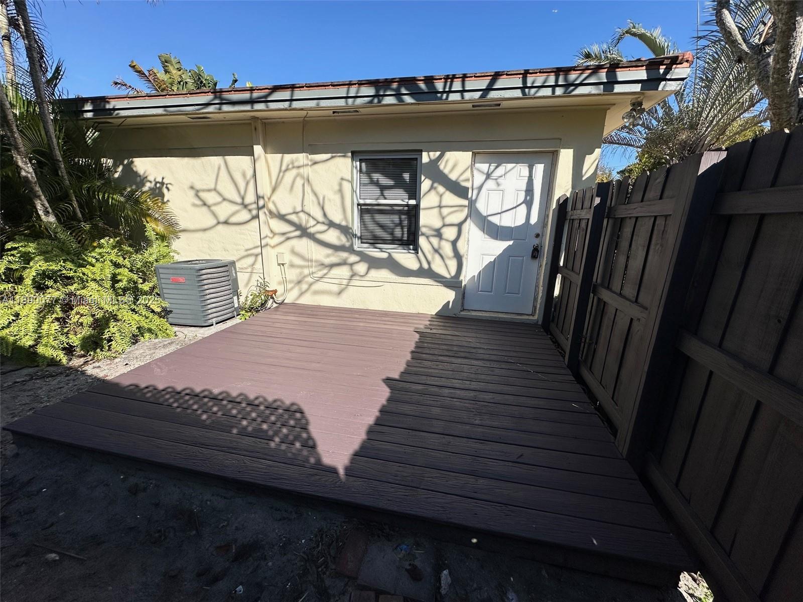 WAVERLY PLACE - Residential Lease
