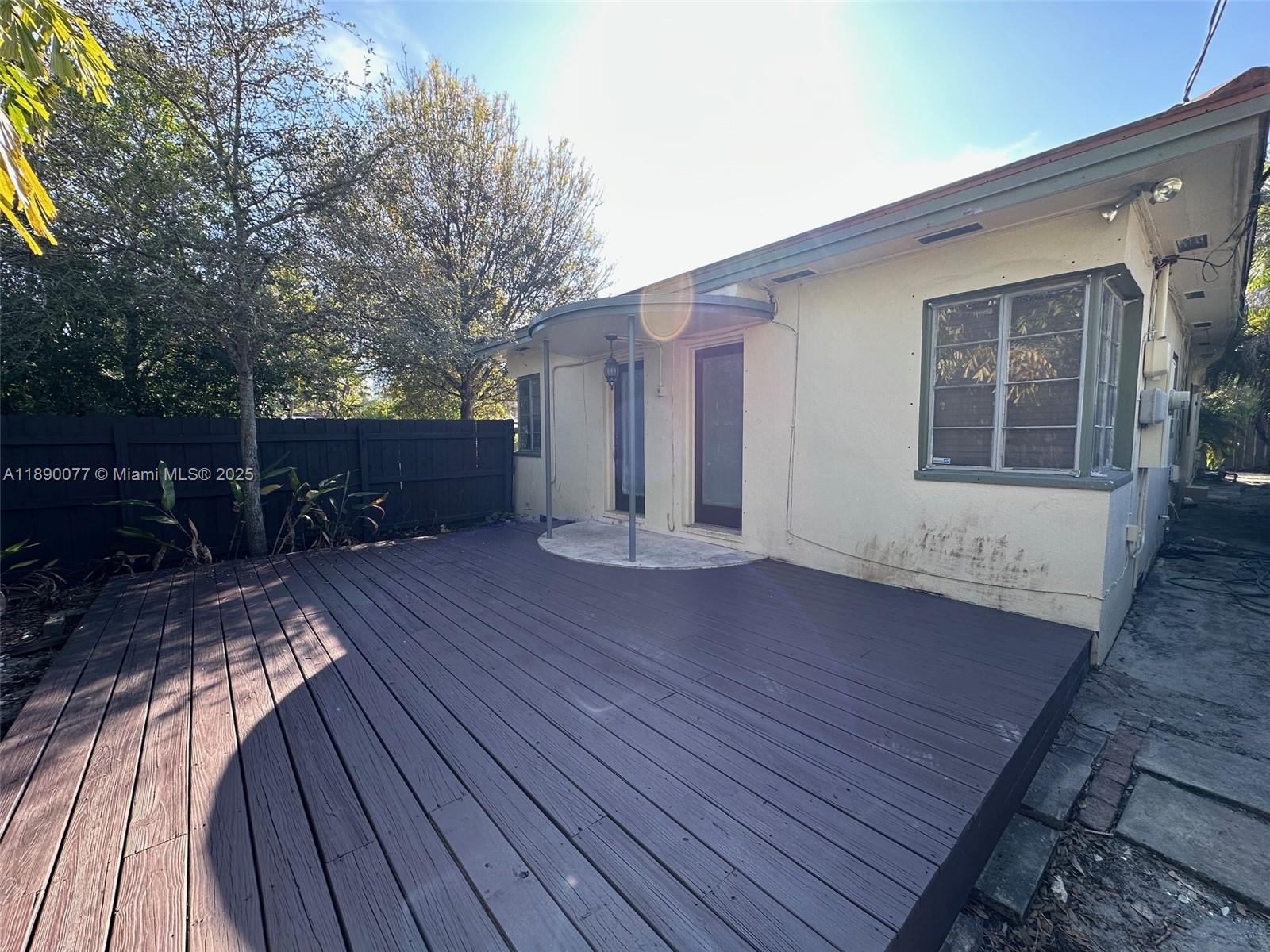WAVERLY PLACE - Residential Lease
