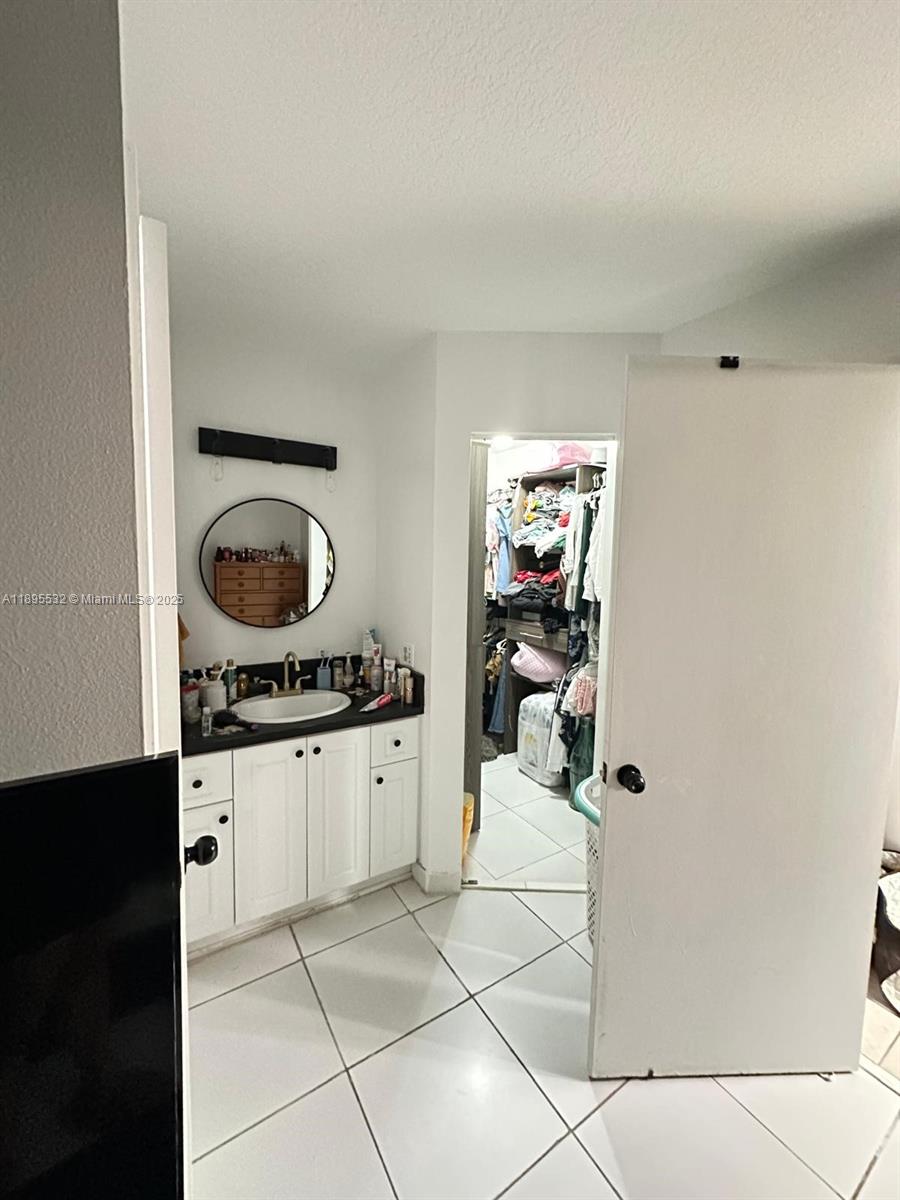 BLUE HEAVEN LANDING - Residential Lease