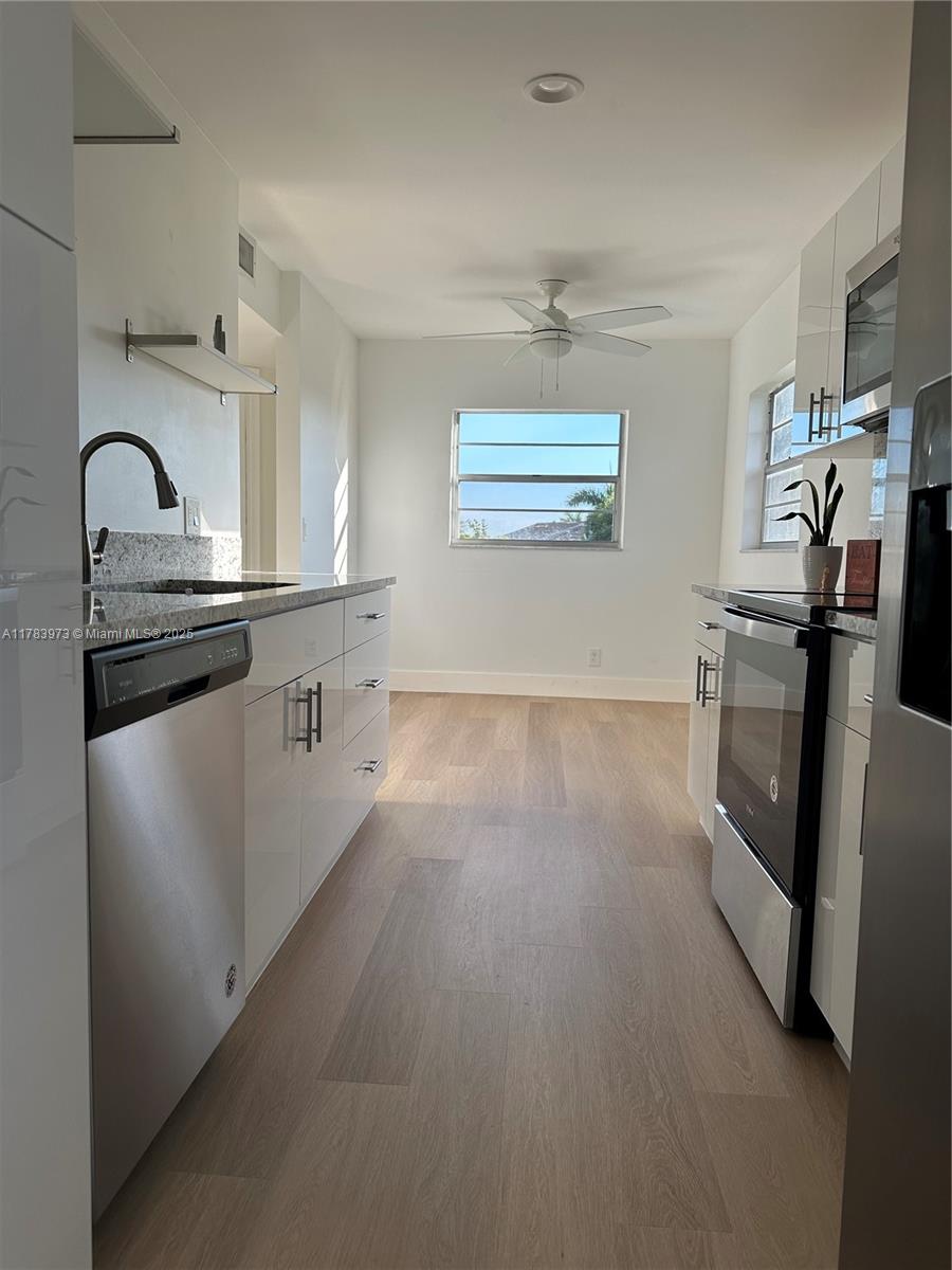 CAMBRIDGE AT CENTURY VILL - Residential Lease