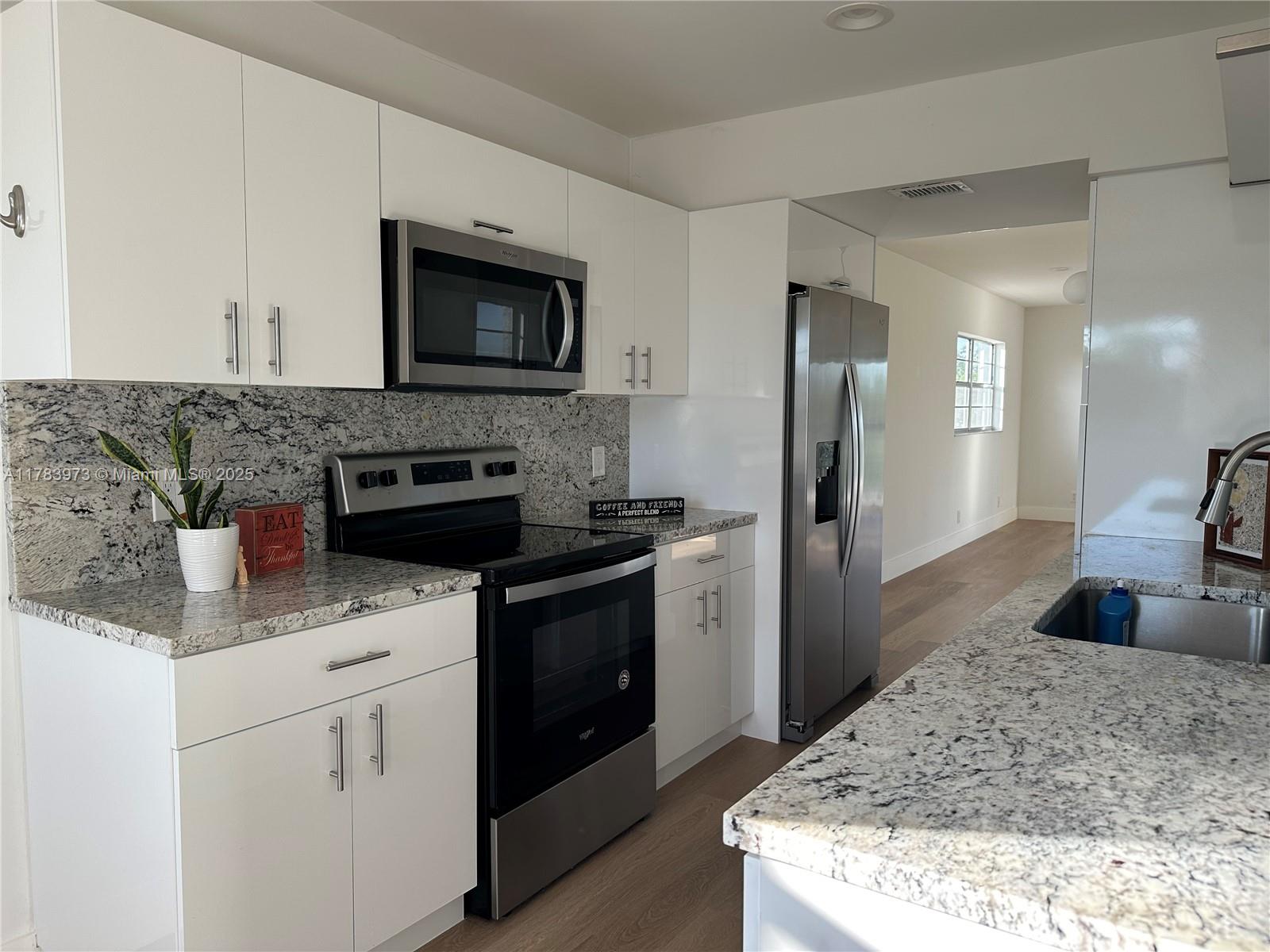 CAMBRIDGE AT CENTURY VILL - Residential Lease