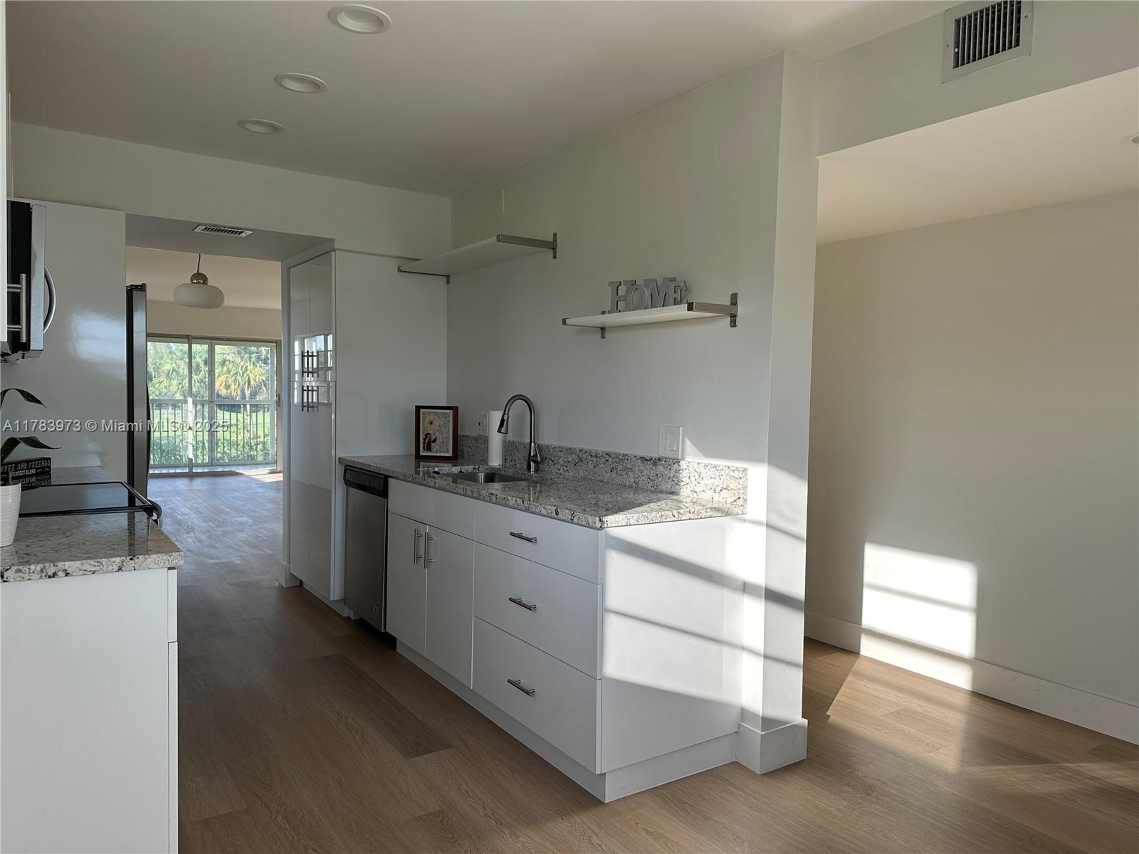 CAMBRIDGE AT CENTURY VILL - Residential Lease