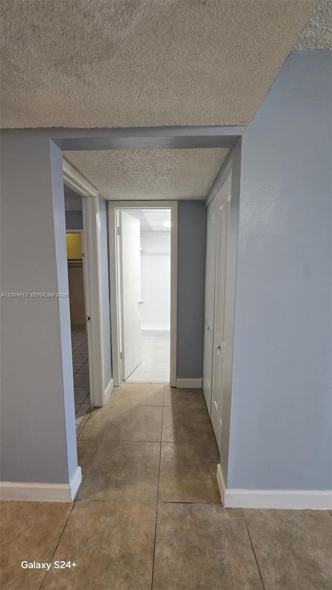 SAMARI LAKE EAST CONDO - Residential